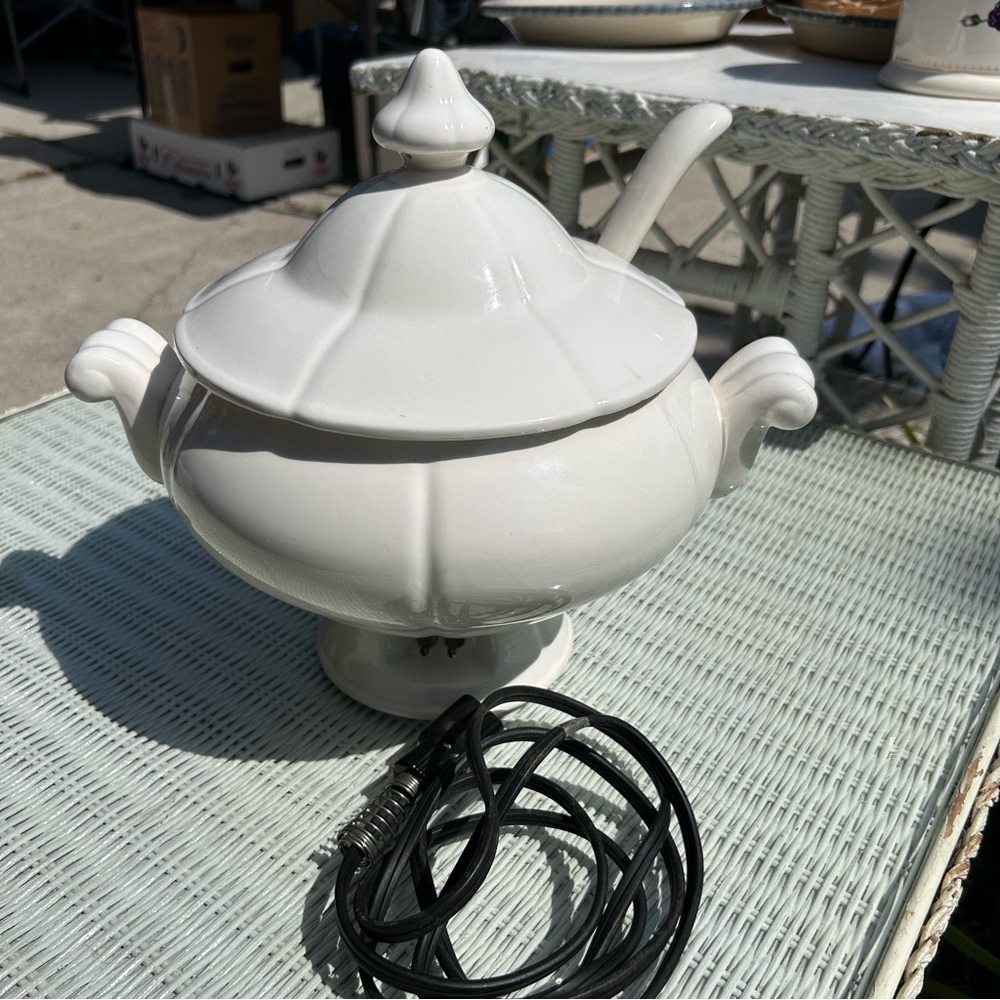 Royal Sealy MCM Ceramic Electric Soup Tureen Made in Japan Removable Cord